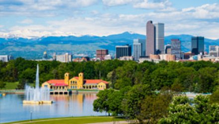 Denver CO skyline