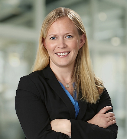 Photo of Ellie J. Barragry