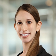 Photo of Lindsey R. Curewitz.