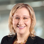 Photo of Tamar R.  Gubins.