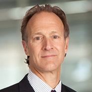 Photo of Tim Mandelbaum.