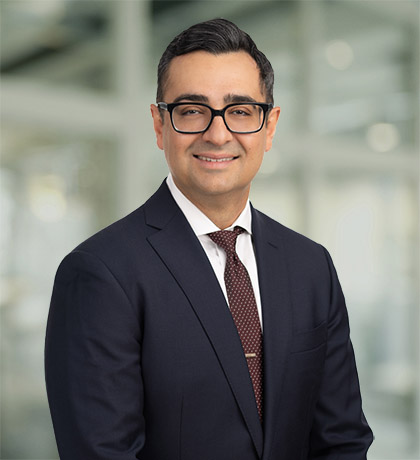 Portrait of Rouzbeh 'Robbie' Alipour